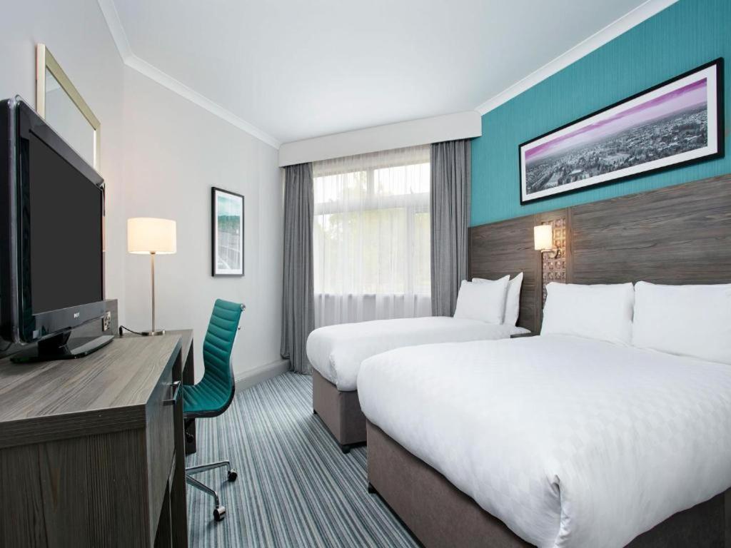 Leonardo Hotel チェルトナム エクステリア 写真