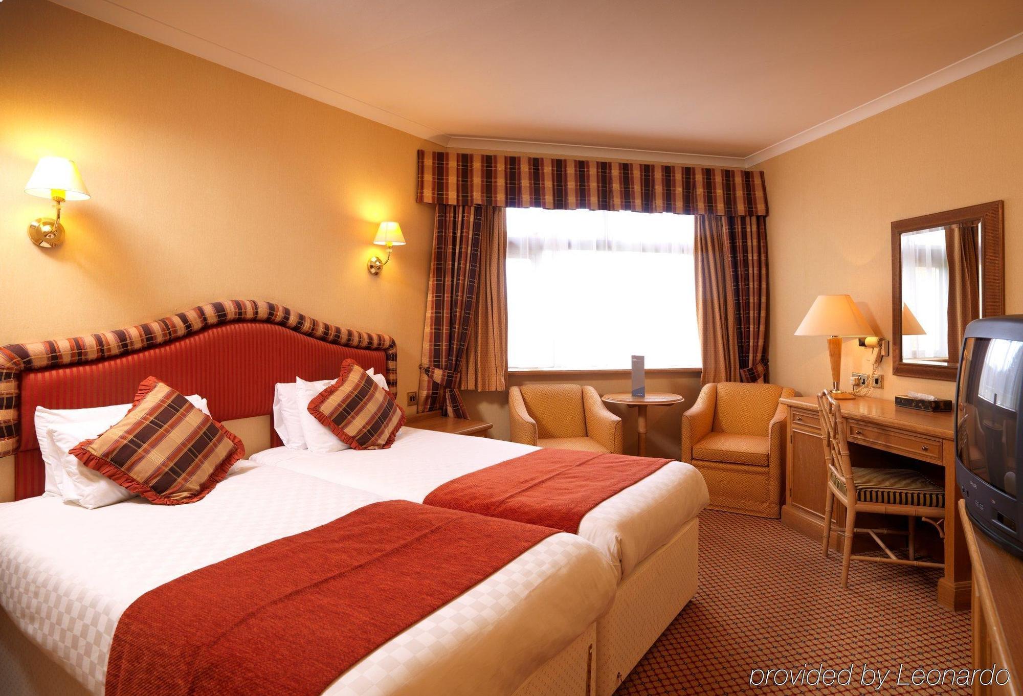 Leonardo Hotel チェルトナム 部屋 写真