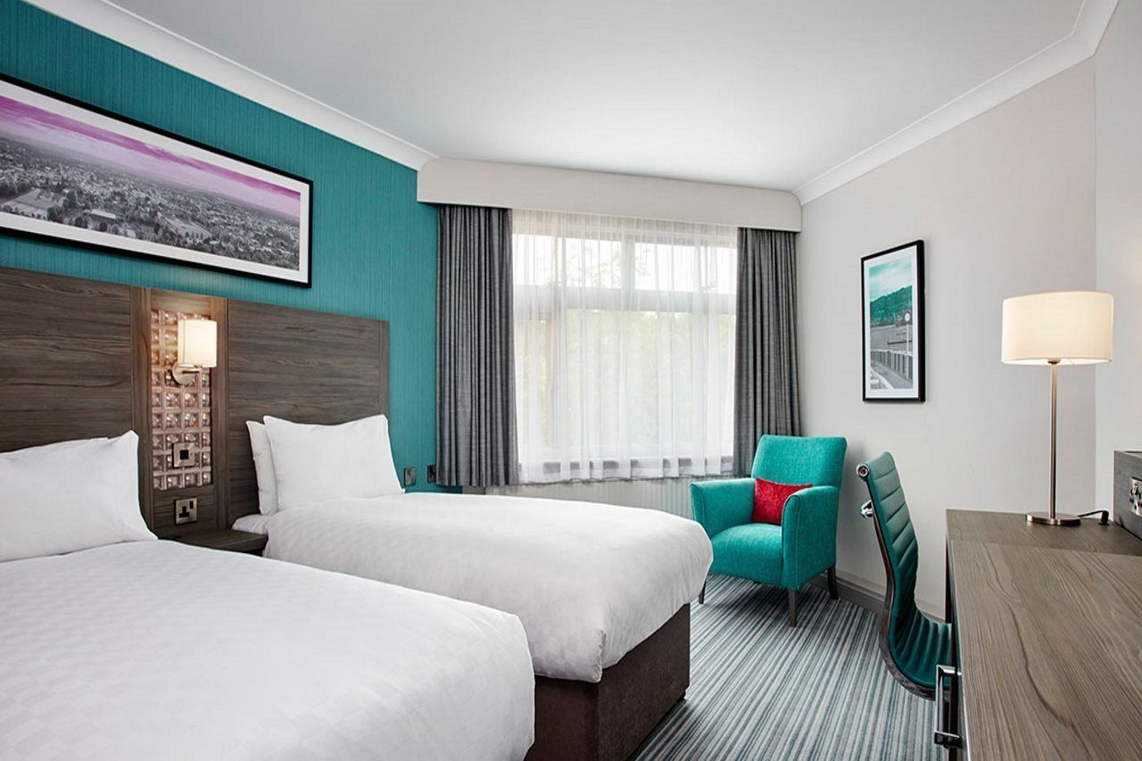 Leonardo Hotel チェルトナム エクステリア 写真